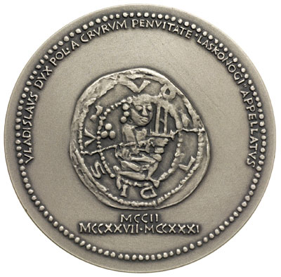 medal z królewskiej serii wydanej przez PTAiN -1985 r., wybity w Mennicy Warszawskiej w/g projektu W.Korskiego - Władysław Laskonogi, (numer 38 ‘), srebro oksydowane 148.99 g, 70 mm, MMW 427, nakład 102 sztuk, rzadki