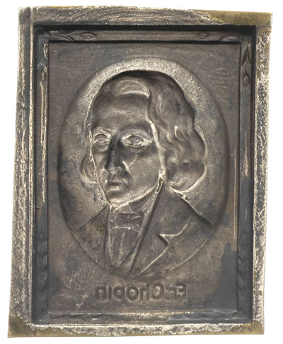 Fryderyk Chopin, plakietka niesygnowana, Popiersie artysty 3/4 w prawo, poniżej napis Fr. Chopin, mosiądz srebrzony 61 x 47 mm