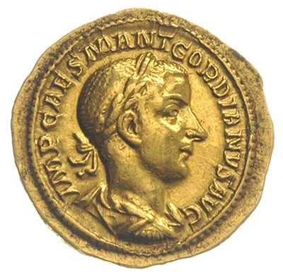 aureus 240, Rzym, Aw: Popiersie cesarza w wieńcu laurowym w prawo, IMP CAES M ANT GORDIANVS AVG, Rw: Gordian w todze stojący w lewo, trzymający różdżkę oraz paterę nad płonącym ołtarzem, P M TR P II COS P P, złoto 4.98 g, RIC 43, Calico 3216, ciekawa i ładnie zachowana moneta
