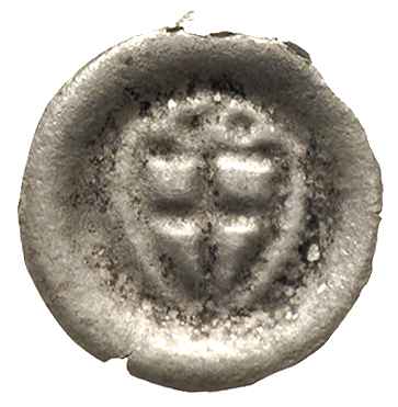 brakteat 1307-1317, Tarcza zakonna, powyżej trzy kulki, srebro 0.20 g, BRP Prusy T8a.7