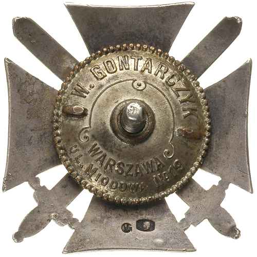 odznaka pamiątkowa 28 Pułku Strzelców Kaniowskich Łódź, jednoczęściowa, żołnierska, srebro 42.5 x 42.5 mm, na stronie odwrotnej państwowa próba srebra \2\" i imiennik wytwórcy WG