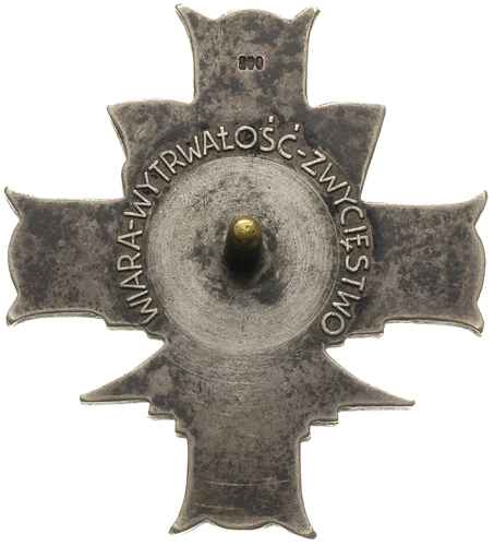 odznaka pamiątkowa 3 Dywizji Strzelców Karpackich, srebro 43.0 x 39.5 mm, na stronie odwrotnej dewiza WIARA-WYTRWAŁOŚĆ-ZWYCIĘSTWO i punca srebra 800, nakrętka sygnowana literą M, Sawicki-Wielechowski s. 488, patyna