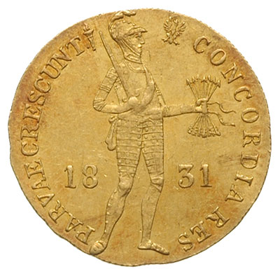 dukat 1831, Warszawa, odmiana z kropką przed pochodnią, złoto 3.46 g, Plage 269, Fr. 114, bardzo ładny egzemplarz, patyna