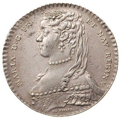 Maria Leszczyńska królowa Francji -żeton 1746 sygnowany DU VIVIER F, Aw: Popiersie w lewo, w otoku napis MARIA D G FR. ET NAV. REGINA, Rw: Stół na nim waza, z której unoszą się kłęby pary, napis wokoło IMIS ET SUMMIS GRATA, w odcinku MAIS DE LA REINE / 1748, srebro 6.90 g, 28 mm, H-Cz. -, ładnie zachowany, delikatna patyna