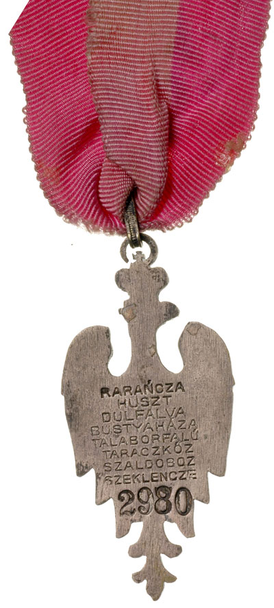 II Rzeczpospolita, odznaka pamiątkowa żołnierzy Polskiego Korpusu Posiłkowego internowanych na Węgrzech \Rarańcza-Huszt 1918, mosiądz 60 x 28.5 mm