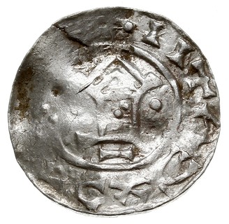 Naśladownictwo denara typu OAP, Aw: Kapliczka, Rw: Krzyż, w polach dwa kółka i dwie kulki, srebro 0.98 g