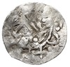 Naśladownictwo denara krzyżowego, Aw: Zniekształcona kapliczka?, Rw: Krzyż perełkowy, srebro 1.21 g