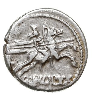denar, Rzym, Aw: Głowa Romy w hełmie w prawo, Rw: Jeździec galopujący w prawo, trzymający włócznię, po lewej znak menniczy - rogi kozła, u dołu Q PILIPVS, w odcinku ROMA, srebro 3.90 g, Craw. 259/1, Syd. 477, lekko niecentryczny rewers