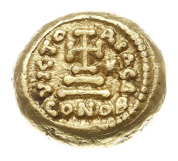 solidus (tremissis) 641-647, Kartagina, Aw: Popiersie cesarza na wprost, DN CONSTANTIN P, Rw: Krzyż na trzystopniowym postumencie, VICTORIA ΓΑ, u dołu CONOB, złoto 4.41 g, DOC 112, MIB 61, SB 1034