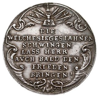 zdobycie Pragi w 1744 r., medal autorstwa J. W. Kittel’a, Aw: Widok miasta nad nim PRAG, wokoło napis VON K M IN PREVSSEN EROBERT / D 16 SEPT 1744, w odcinku ZVM DRITTEN MAHL / IN 3 JAHREN, Rw: Pod symbolami wojskowymi z rokokowymi wstęgami poziomy napis, srebro 32 mm, 10.78 g, F.u.S. 4289, Olding 551, liczne rysy w tle, patyna, rzadki