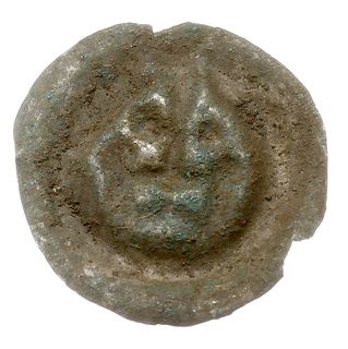 brakteat guziczkowy, koniec XIII w., korona z krzyżykiem na niej, naśladownictwo monet Krzyżackich, srebro 0.17 g, Wieleń 53, zielona patyna