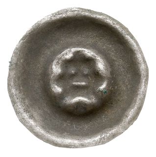 brakteat guziczkowy, początek XIV w., Schematyczna głowa ludzka w koronie na wprost, srebro 0.26 g, Przyłęk 14, Lubomia 42
