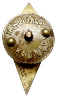 odznaka pamiątkowa Polskiego Klubu Sportowego Sparta Kowno, mosiądz 36 x 18 mm, emalia, na stronie odwrotnej i nakrętce sygnatura wytwórcy M. KLIONAS / KAUNAS, rzadka