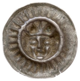 Gryfia, brakteat XIII-XIV w, Głowa w koronie na wprost, promieniste linie poza wałem otokowym, srebro 0.39 g, Dbg-P. 120, Kop. 4766, bardzo ładnie zachowany