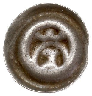 Szczecin, brakteat, Głowa orła w lewo w akradzie z blankami, u góry korona, srebro 0.42 g, Dbg-P. 138, Kop. 4815 (R5), rzadki