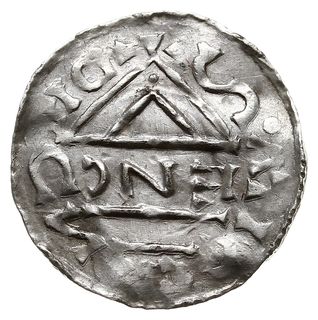 denar 995-1002, Aw: Dach kościoła, Rw: Krzyż z kulkami, klinem i kółkiem w kątach, Hahn 25c4.2, srebro 1.19 g, gięty