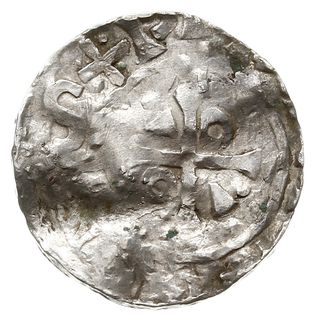 naśladownictwo denara salzburskiego Henryka IV, Aw: Kapliczka, w niej wstecznie INC, Rw: Krzyż prosty  z kółkami i klinami w kątach, srebro 1.10 g, gięty