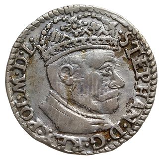 trojak 1581, Olkusz, odmiana z dużą głowa króla, na rewersie herb Przegonia (podskarbiego koronnego  Jana Dulskiego), w podstawie korony zamiast kropek krzyżyki, Iger O.81.3.c (R2), Tyszk. 3,  lekko niedobity na rewersie, ale ładny egzemplarz