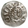 naśladownictwo denara saksońskiego Bernarda I lub II z lat ok. 1010-1020, Aw: Stylizowana głowa w ..