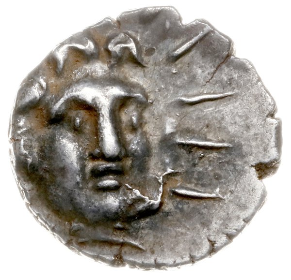hemidrachma ok. 125-88 pne; Aw: Głowa Heliosa tr
