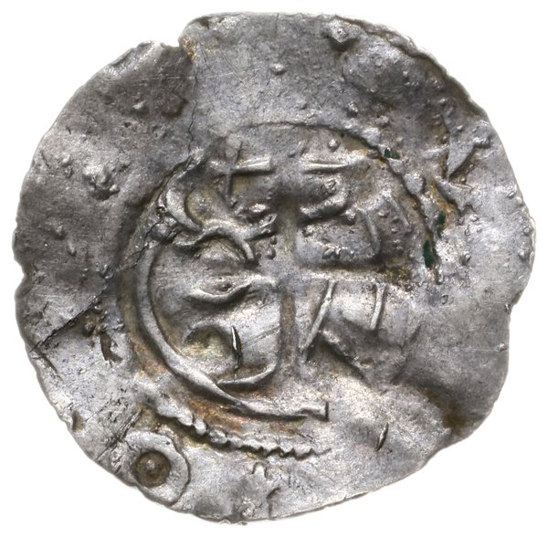 denar hrabiów flandryjskich, 1. ćwierć XI w., Aw: Popiersie w hełmie? w prawo z krzyżem w dłoni, wokoło  nieczytelna legenda