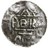 denar 955-973, mincerz Bera; Krzyż z czterama potrójnymi kulkami w kątach / Dach kaplicy, pod nim ..