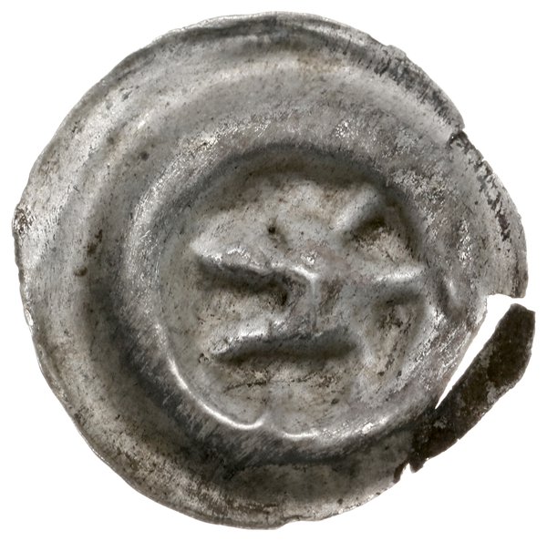 brakteat, XIII w.; Łeb zwierzęcia w lewo; srebro