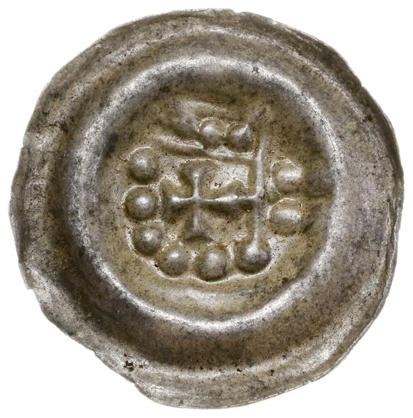 Brakteat, po 1236 roku; Ramię w prawo trzymające