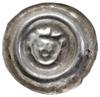 Brakteat szeroki, 1230–1290; Ukoronowana schematyczna głowa na wprost, wokół skrzydła orła (?);  F..