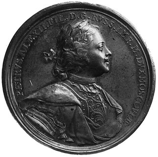 medal sygnowany T.1, (T. Iwanow), wybity w 1717 r., Aw: Popiersie cara Piotra I i napis, Rw: Orzeł z trzemapisklętami w gnieździe, poniżej i wokół napisy. Smirnow 205c, 48.0 mm, 51,58 g.