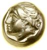 Hekte, (ok. 388–326 pne); Aw: Głowa Nimfy w sakkosie (czepcu) w lewo, pod szyją foka; Rw: Czwórdzi..
