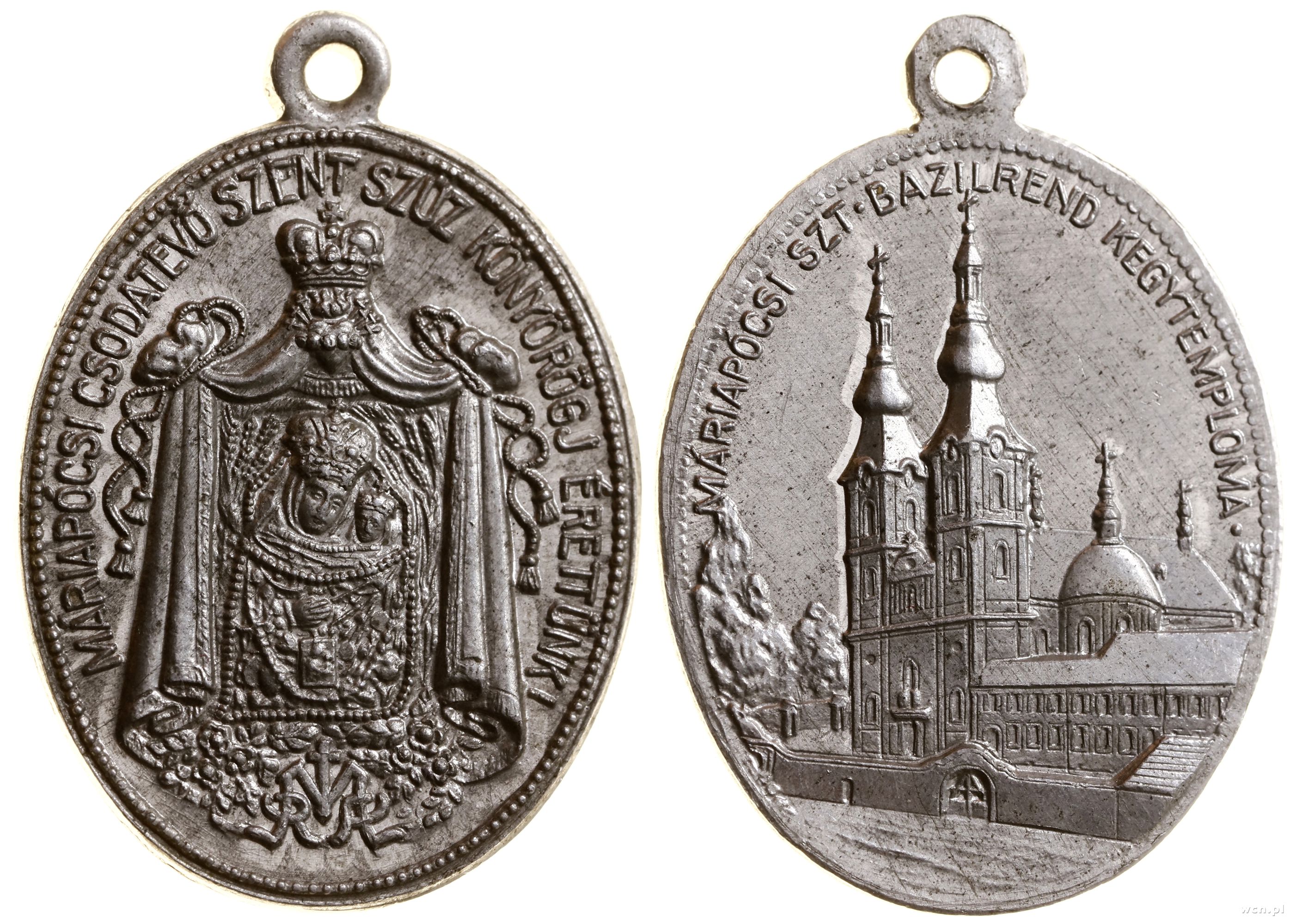 medalik religijny, Pod koroną i płaszczem wizeru