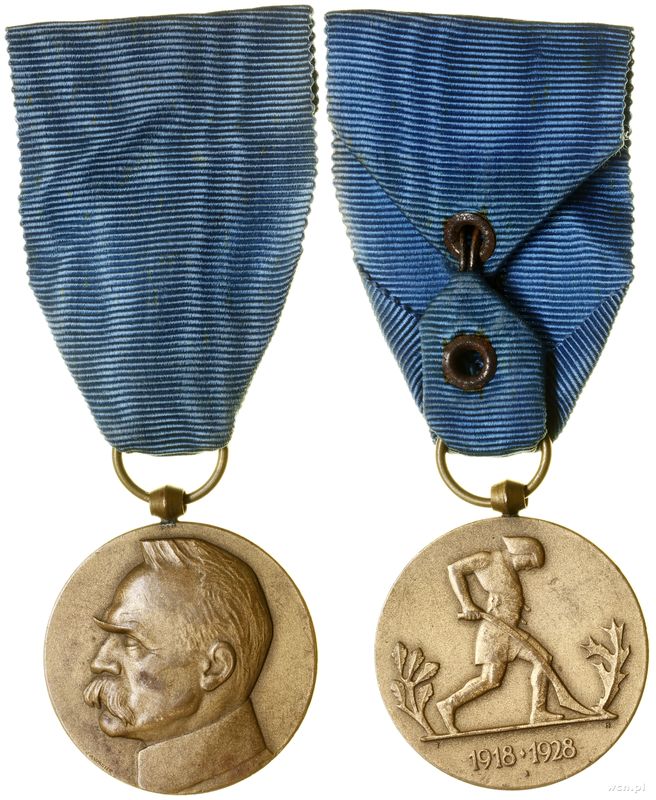 Polska, Medal Dziesięciolecia Odzyskania Niepodległości, 1928