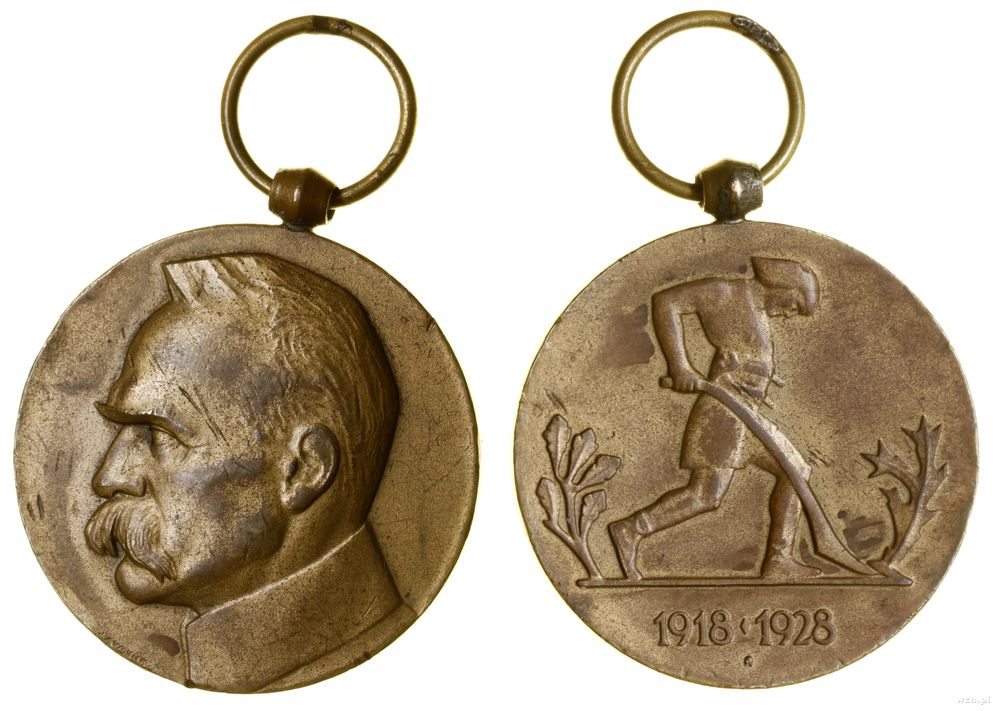 Polska, Medal Dziesięciolecia Odzyskanej Niepodległości, 1928