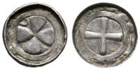 denar krzyżowy XI w., Aw: Krzyż prosty, w polach