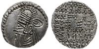 drachma 147-191, Ekbatana, Aw: Popiersie króla w