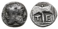 obol ok. 450-387 pne, Aw: Głowa Hery i Zeusa poł