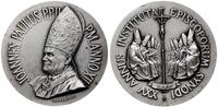 medal annualny 1990, Aw: Popiersie papieża w lew
