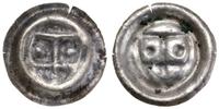 brakteat 1307-1318, Ostrołukowa tarcza, w górnyc