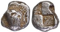 drachma ok. 490–425, Aw: Głowa Orła w lewo, poni