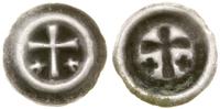 brakteat ok. 1317–1328, Krzyż łaciński, po bokac