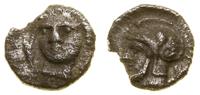 obol ok. 300–190 pne, Aw: Głowa Gorgony na wpros