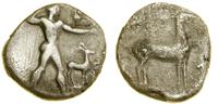 nomos (ok. 475–425 pne) , Aw: Apollo stojący w p
