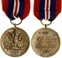 Medal Wojska od 1945, wykonanie angielskie, Orze