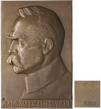 Józef Piłsudski 1926, Plakieta autorstwa J. Aumi