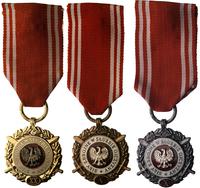 komplet medali Siły Zbrojne w Służbie Ojczyzny (