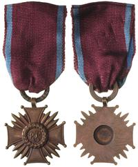 Brązowy Krzyż Zasługi RP, na rewersie charaktery