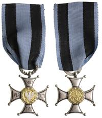 Krzyż Virtuti Militari V klasa, krzyż III wersji