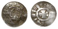 denar krzyżowy XI w., Aw: Kapliczka z krzyżykiem
