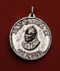 Jan Paweł II, 22 X 1978, medal z uszkiem poświęc
